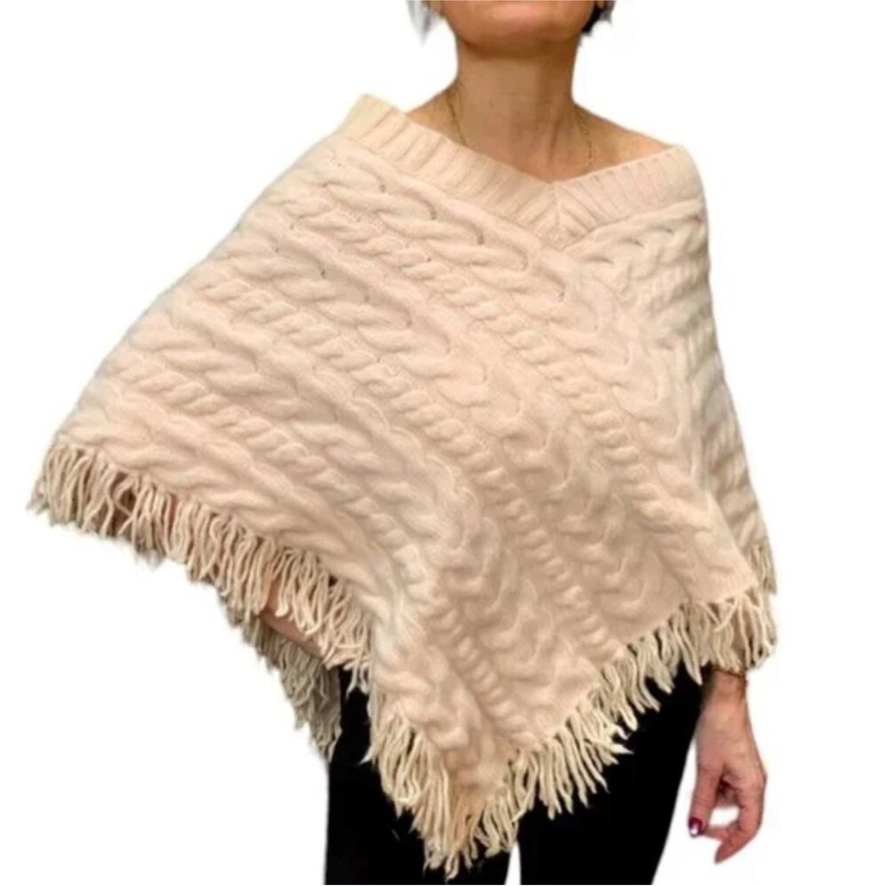 Banana Republic Lambs’ Wool Cable Knit Poncho - Cream M/L